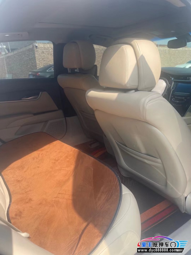 13年凯迪拉克XTS轿车抵押车出售