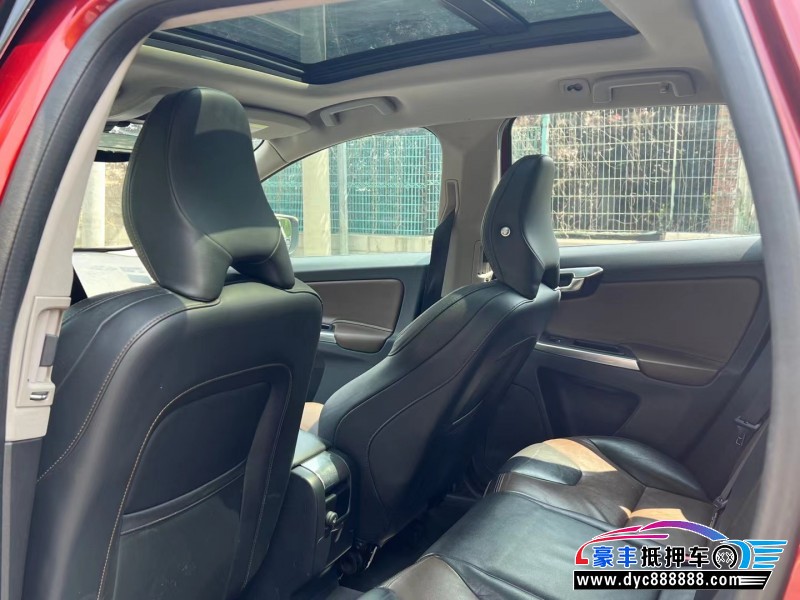 15年沃尔沃XC60轿车抵押车出售