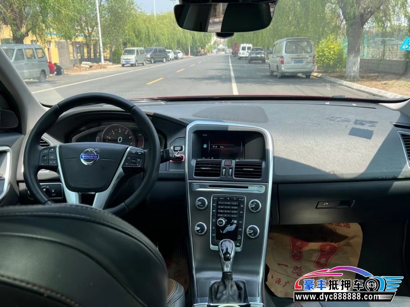 15年沃尔沃XC60轿车抵押车出售