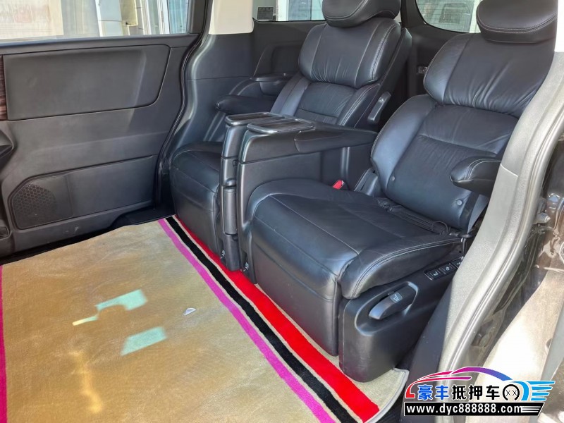 17年本田艾力绅轿车抵押车出售