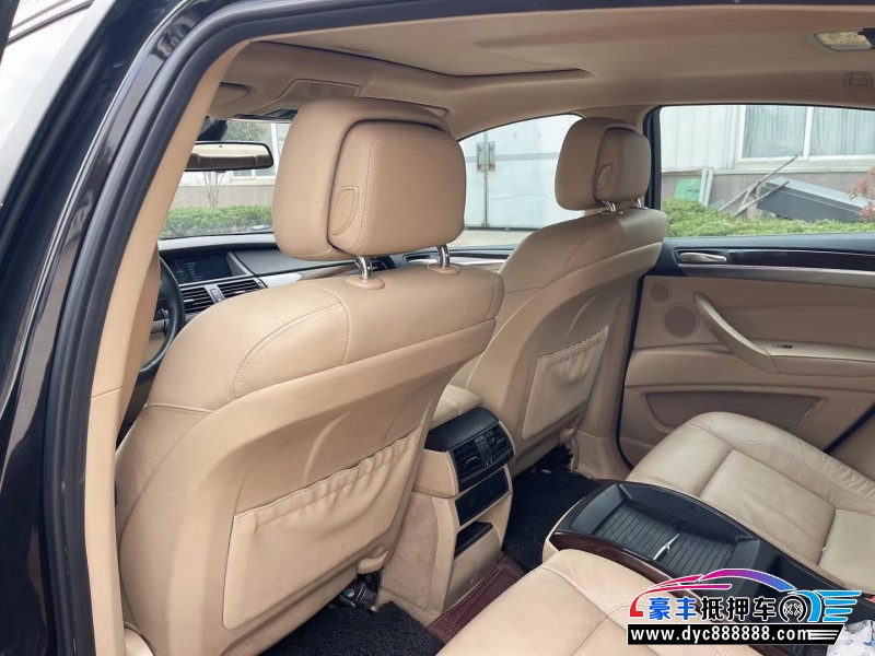 14年宝马X6轿车抵押车出售