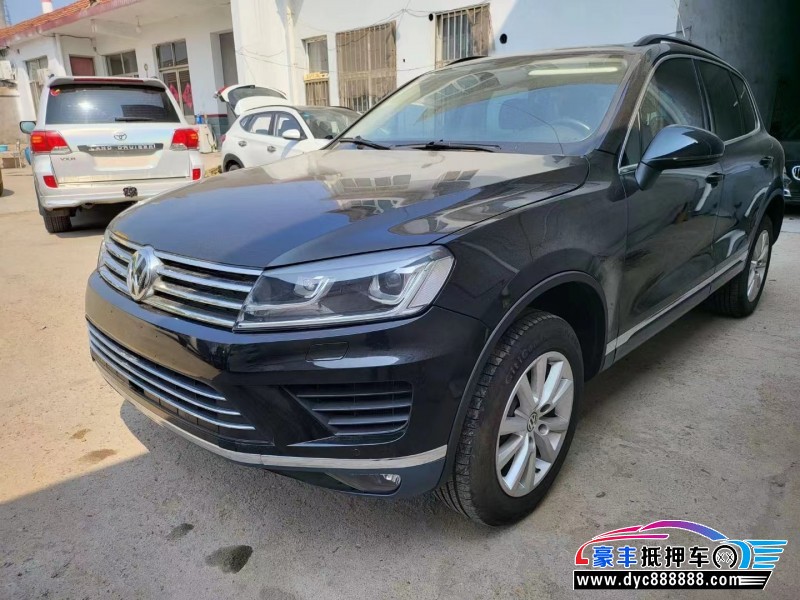 16年大众途锐SUV抵押车出售