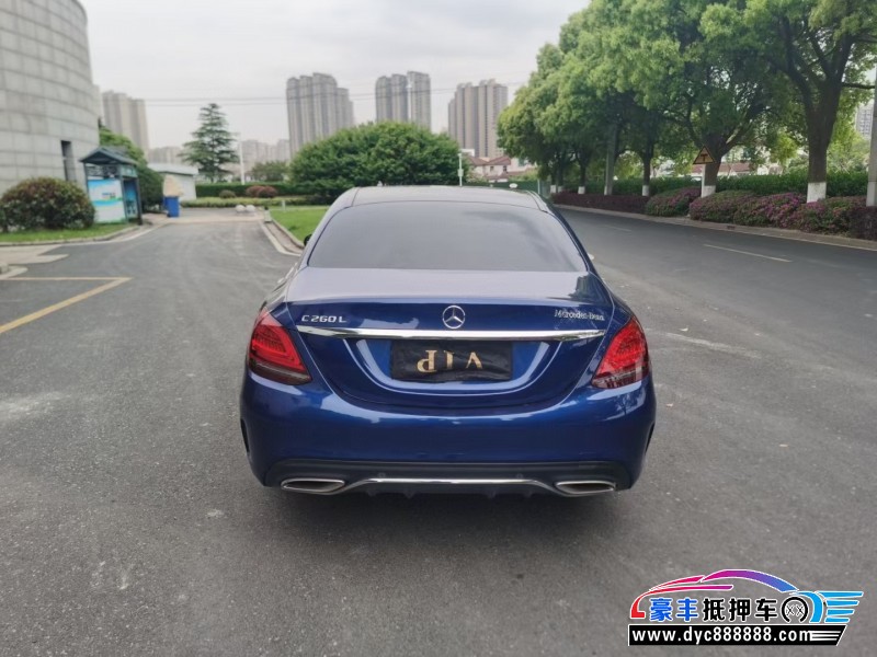 20年奔驰C级轿车抵押车出售