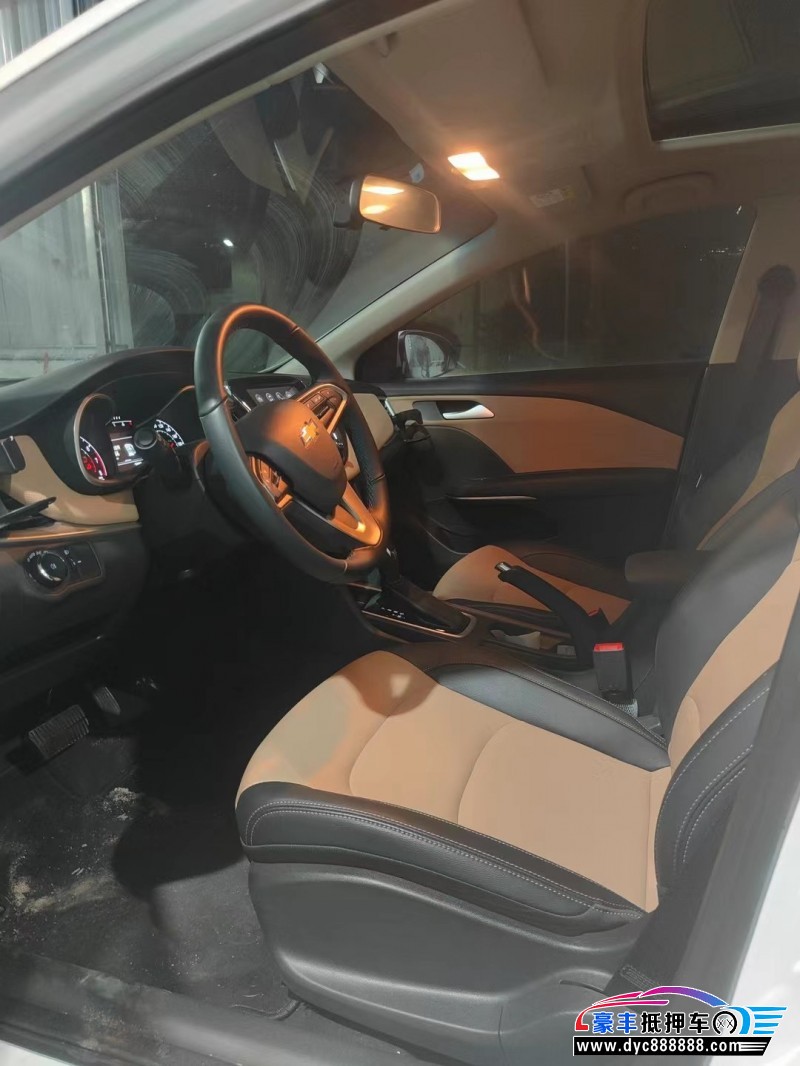 21年雪佛兰科鲁泽轿车抵押车出售