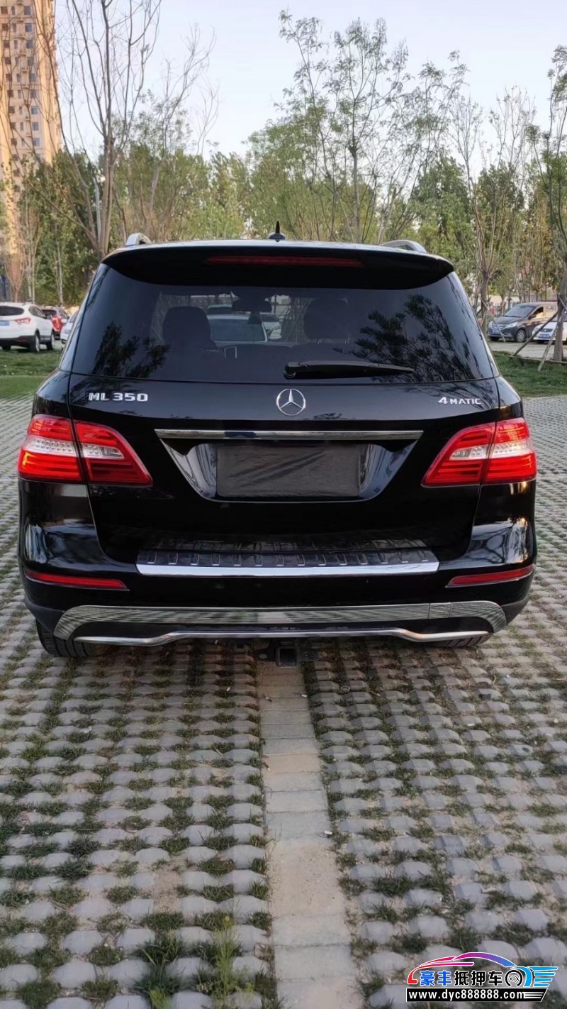 13年奔驰MLSUV抵押车出售