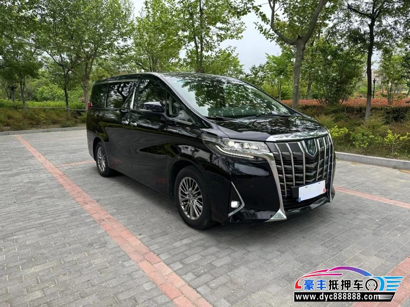 20年丰田埃尔法轿车抵押车出售