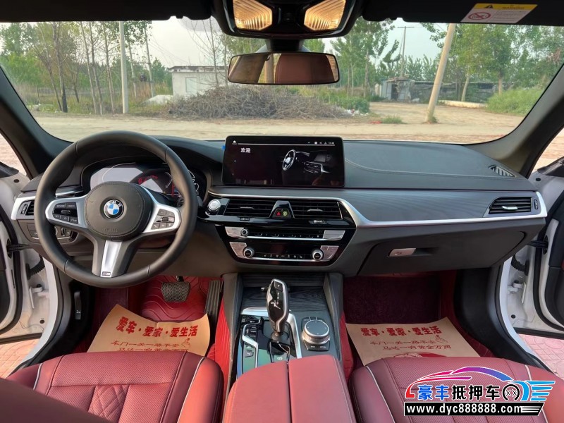 21年宝马5系轿车抵押车出售