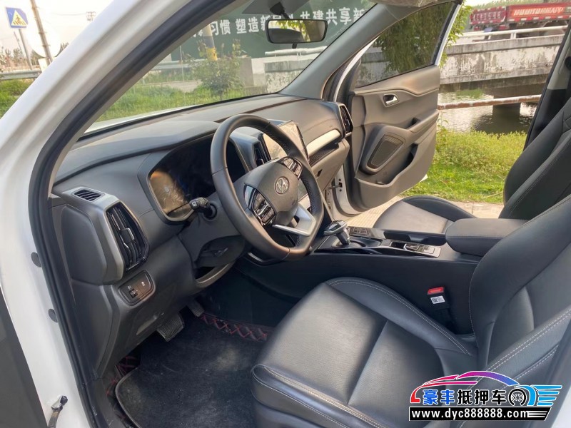 21年现代ix35轿车抵押车出售