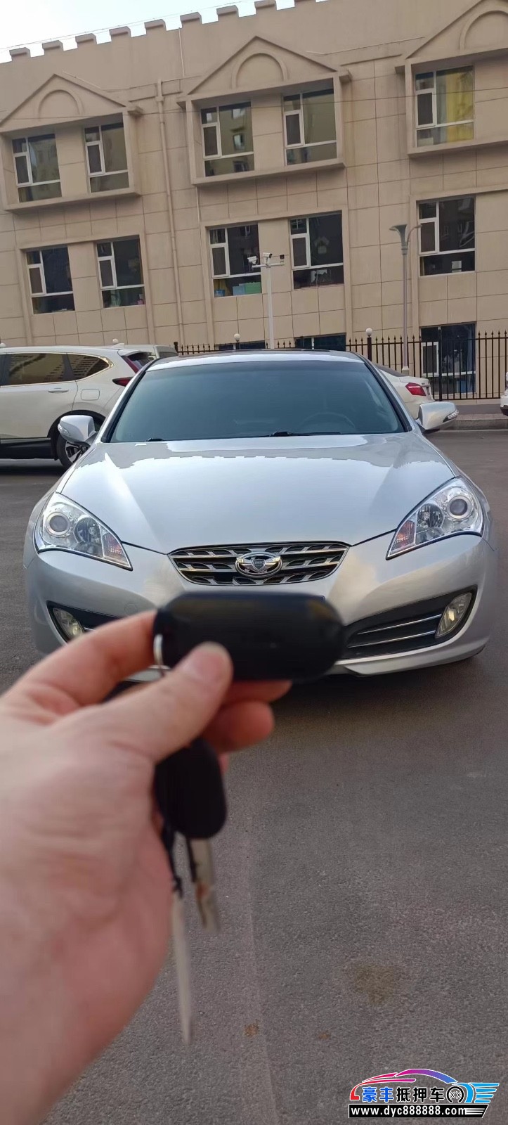 11年现代劳恩斯酷派轿车抵押车出售