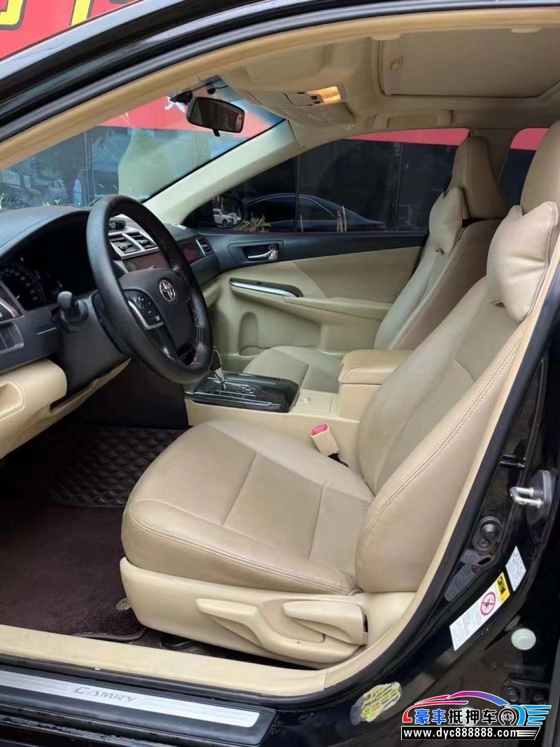 16年丰田凯美瑞轿车抵押车出售