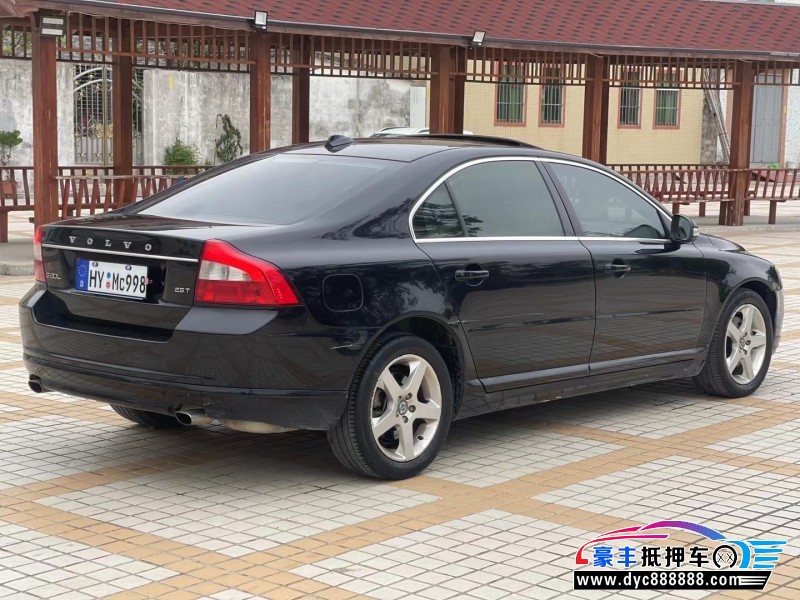 09年沃尔沃S80轿车抵押车出售