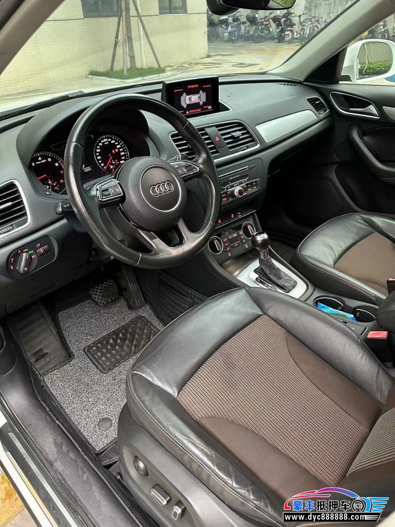 16年奥迪Q3轿车抵押车出售