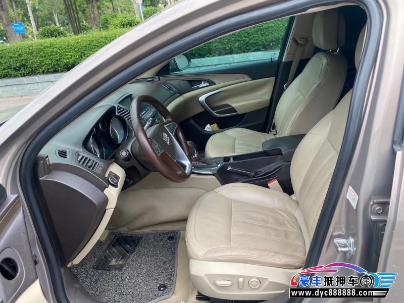 11年别克君威轿车抵押车出售