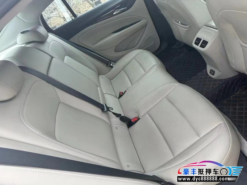 22年别克君威轿车抵押车出售