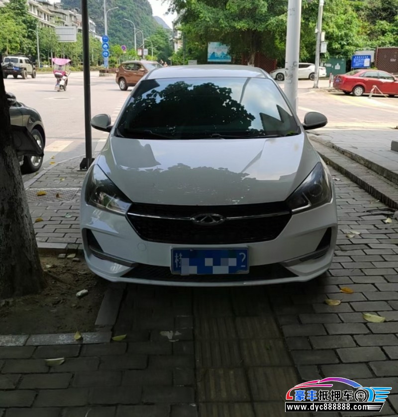 19年奇瑞艾瑞泽5轿车抵押车出售