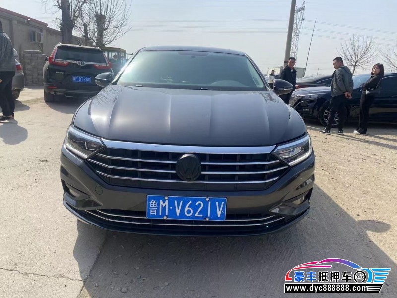 19年大众速腾轿车抵押车出售