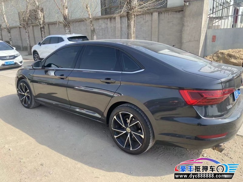 19年大众速腾轿车抵押车出售