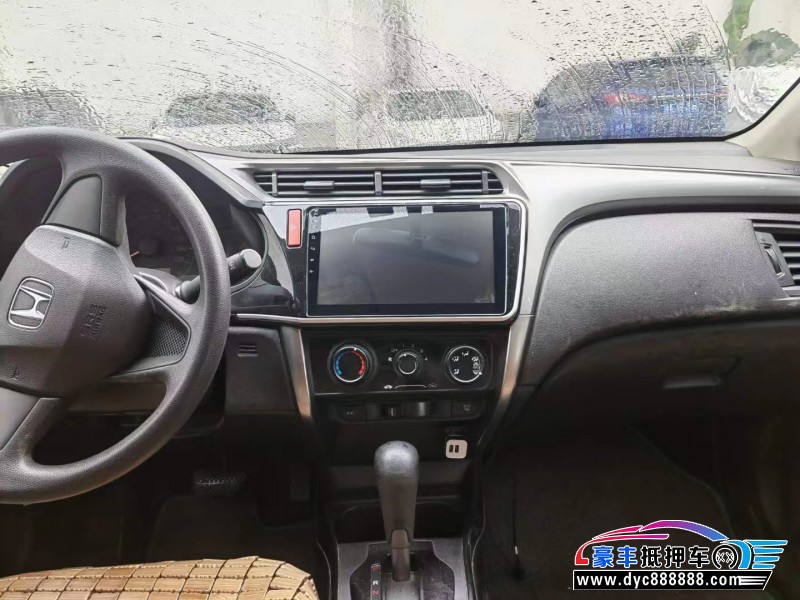 18年本田锋范轿车抵押车出售