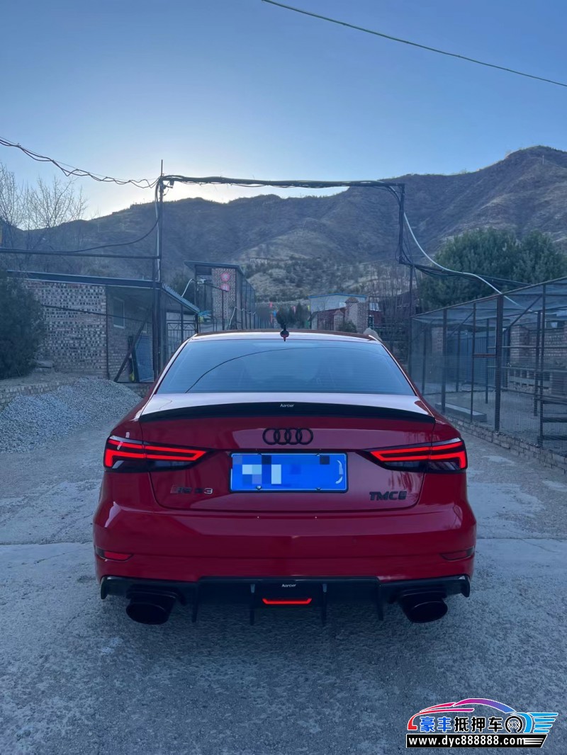 19年奥迪S3轿车抵押车出售