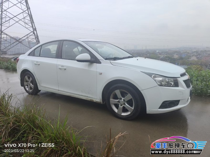 14年雪佛兰科鲁兹轿车抵押车出售