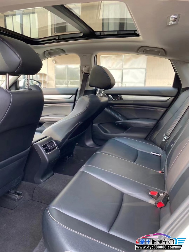 20年本田雅阁轿车抵押车出售