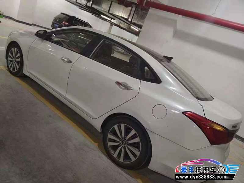 17年现代名图轿车抵押车出售