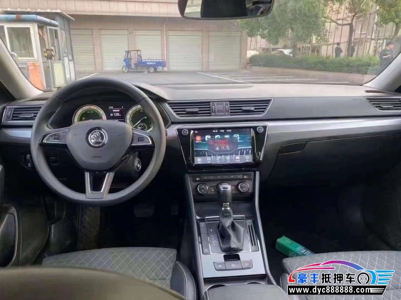 19年斯柯达速派轿车抵押车出售