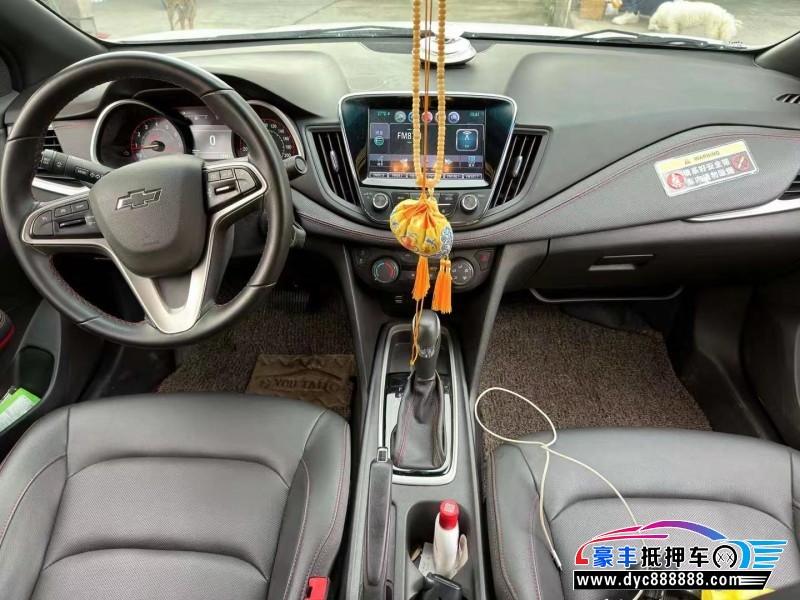 20年雪佛兰科鲁泽轿车抵押车出售