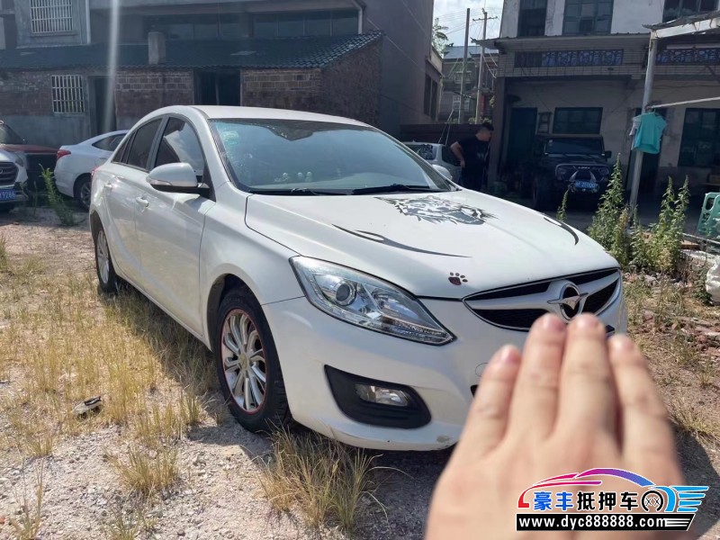 15年海马M6轿车抵押车出售