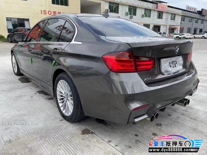 15年宝马3系轿车抵押车出售
