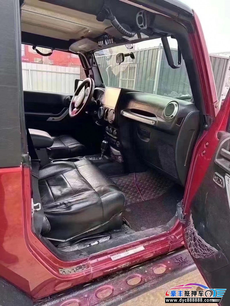 13年Jeep牧马人轿车抵押车出售