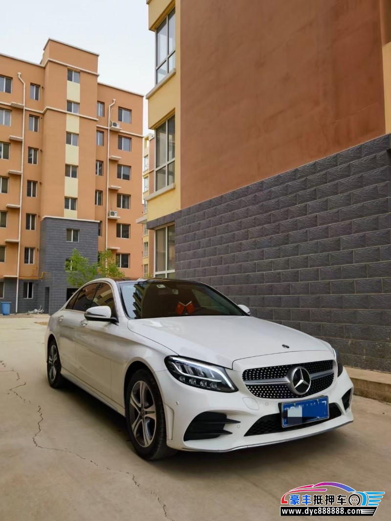 20年奔驰C轿车抵押车出售