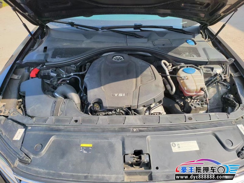 17年大众辉昂轿车抵押车出售