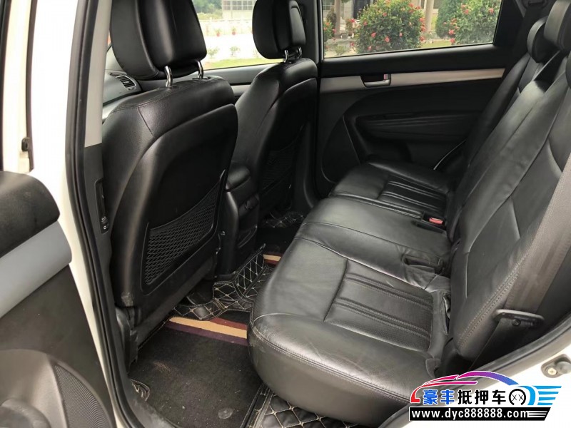 13年起亚索兰托轿车抵押车出售