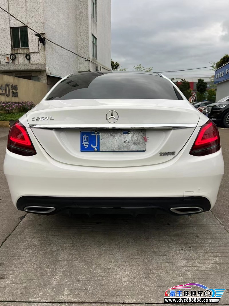 20年奔驰C级轿车抵押车出售