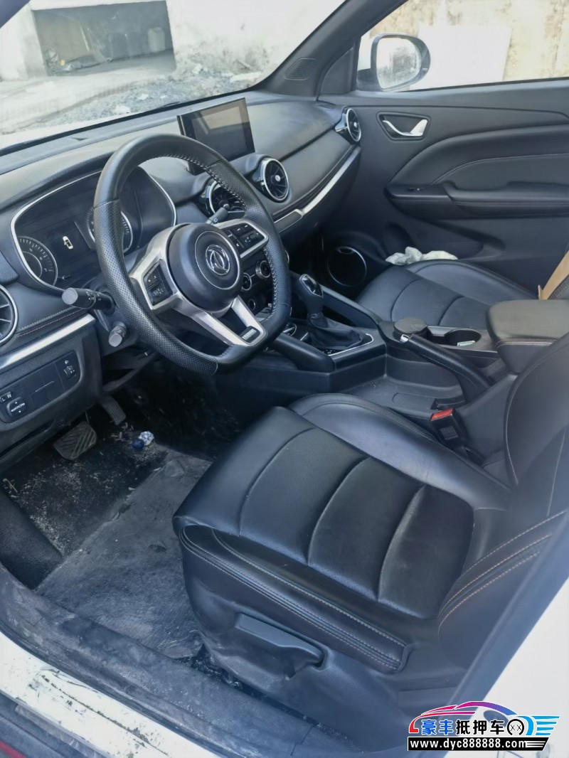 22年东风风光500SUV抵押车出售