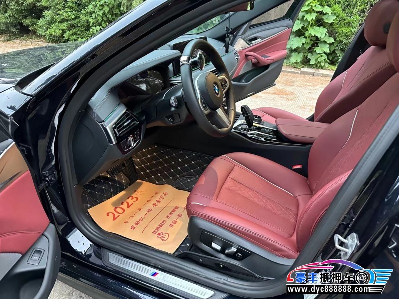 21年宝马5系轿车抵押车出售