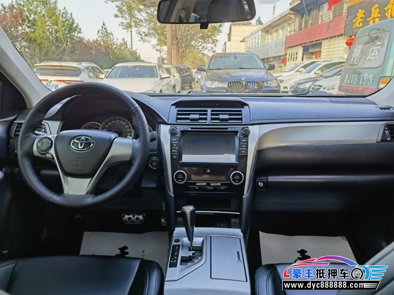 14年丰田凯美瑞轿车抵押车出售