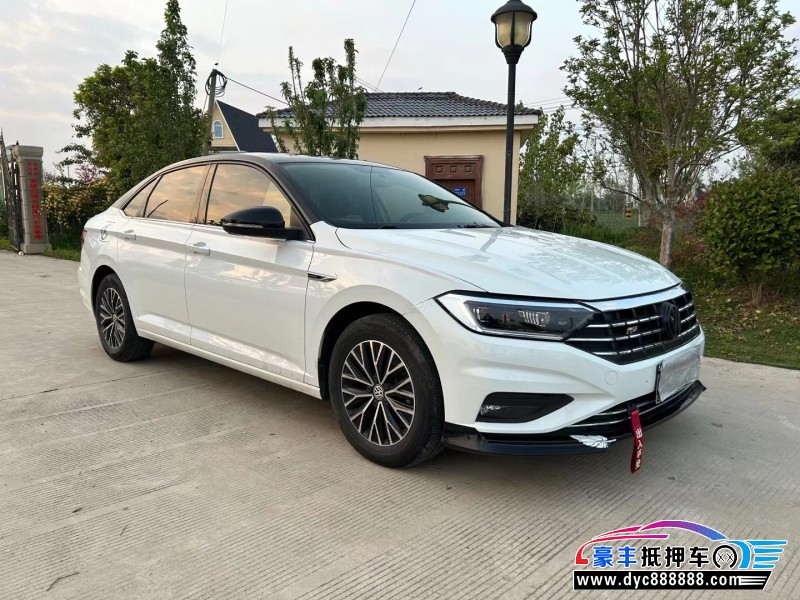 20年大众速腾轿车抵押车出售