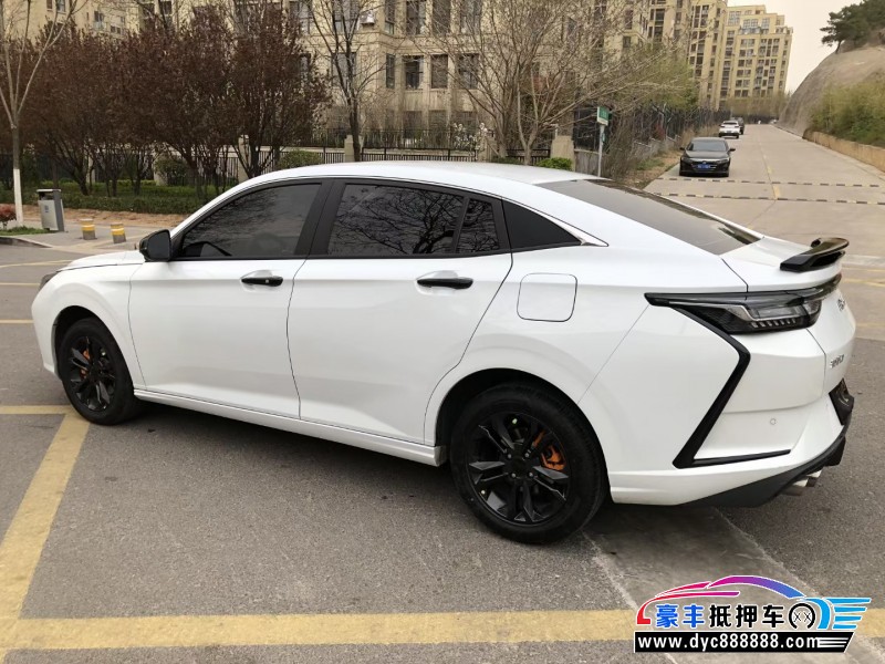 23年东风风神奕炫轿车抵押车出售