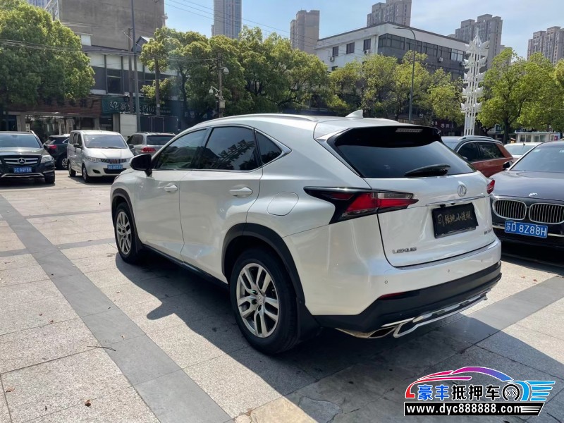 17年雷克萨斯NX轿车抵押车出售