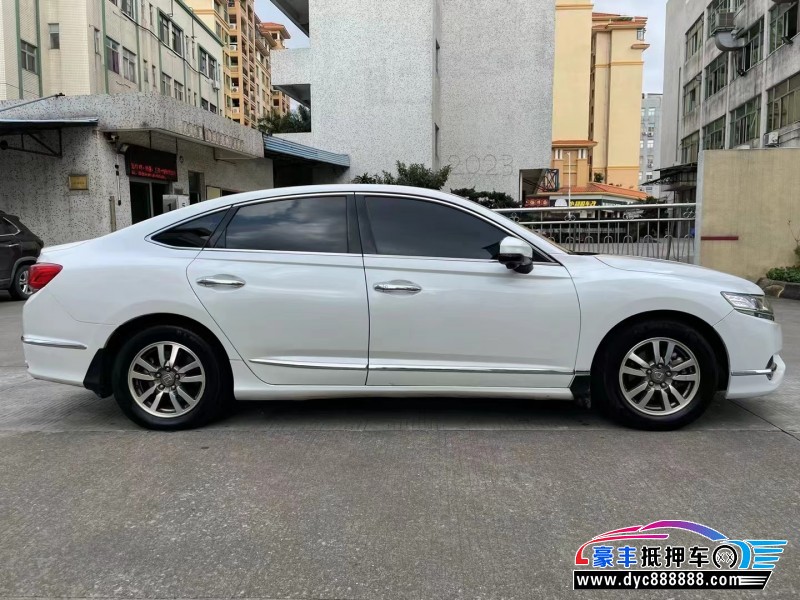 18年本田思铂睿轿车抵押车出售