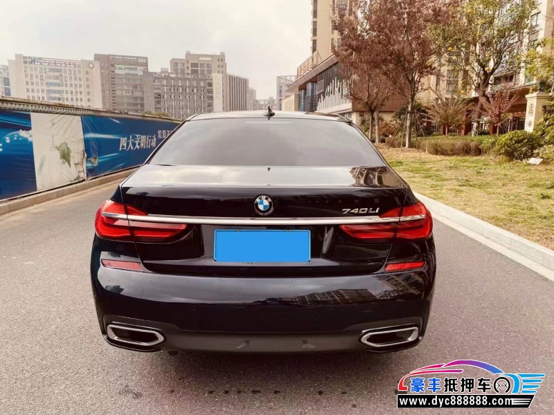 19年宝马7系轿车抵押车出售