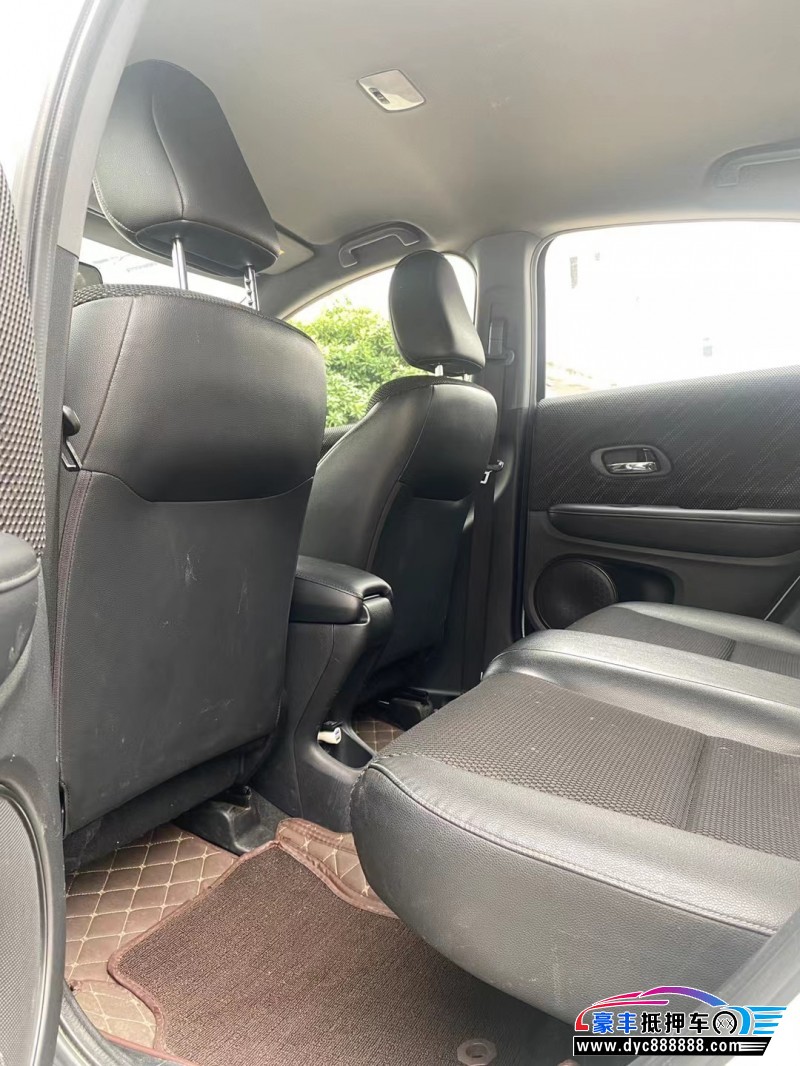 18年本田XRV轿车抵押车出售