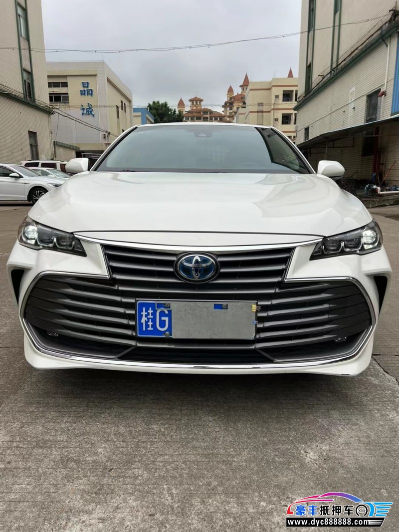 20年丰田亚洲龙轿车抵押车出售