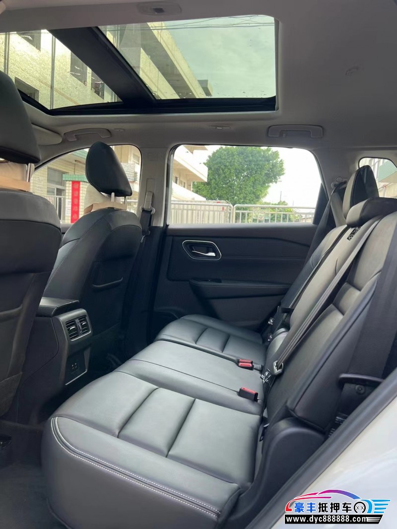 22年日产奇骏轿车抵押车出售