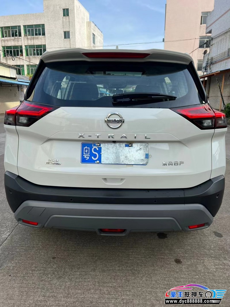 22年日产奇骏轿车抵押车出售