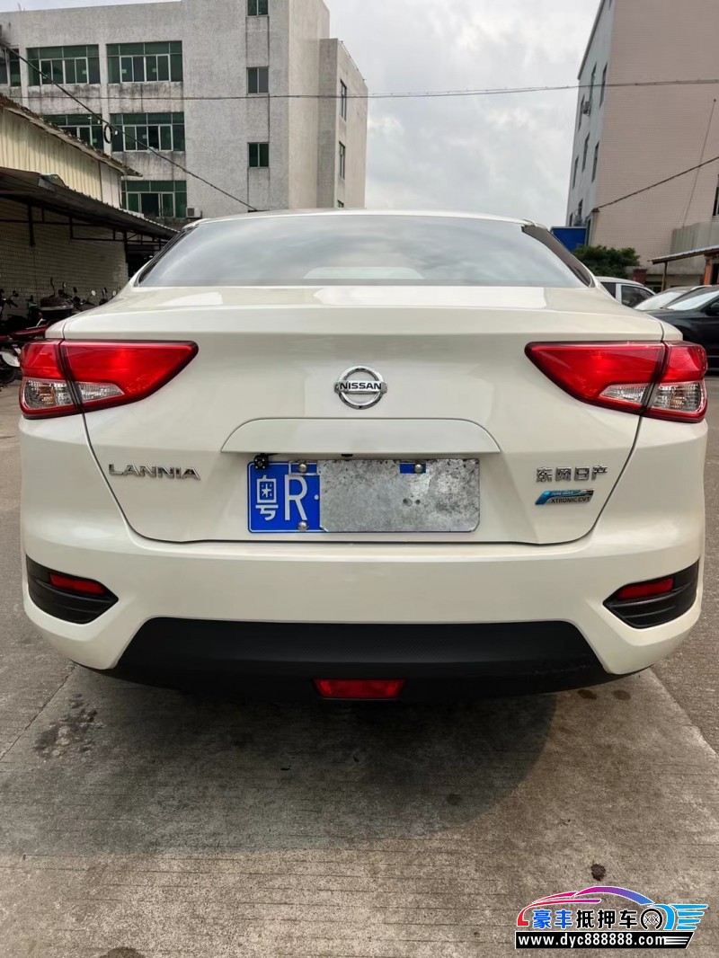 22年日产蓝鸟轿车抵押车出售