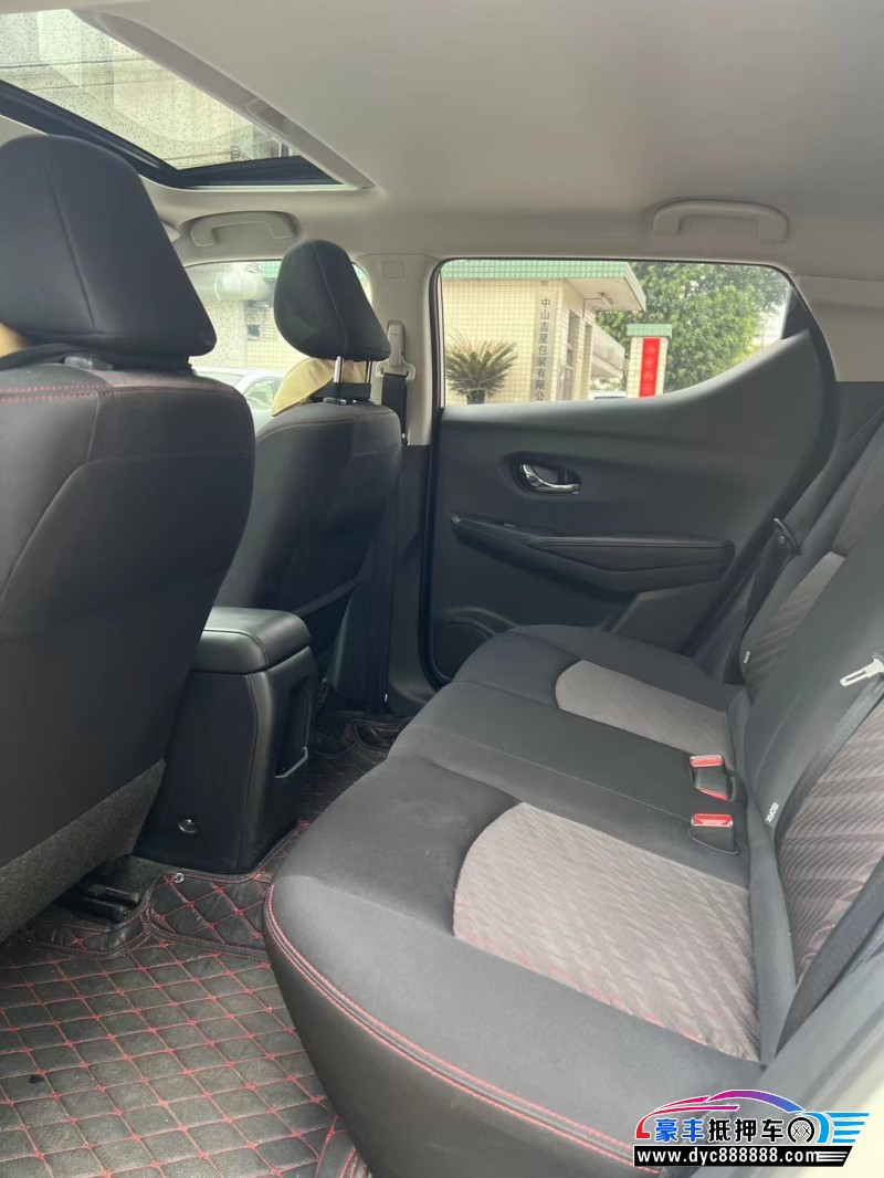 22年日产蓝鸟轿车抵押车出售