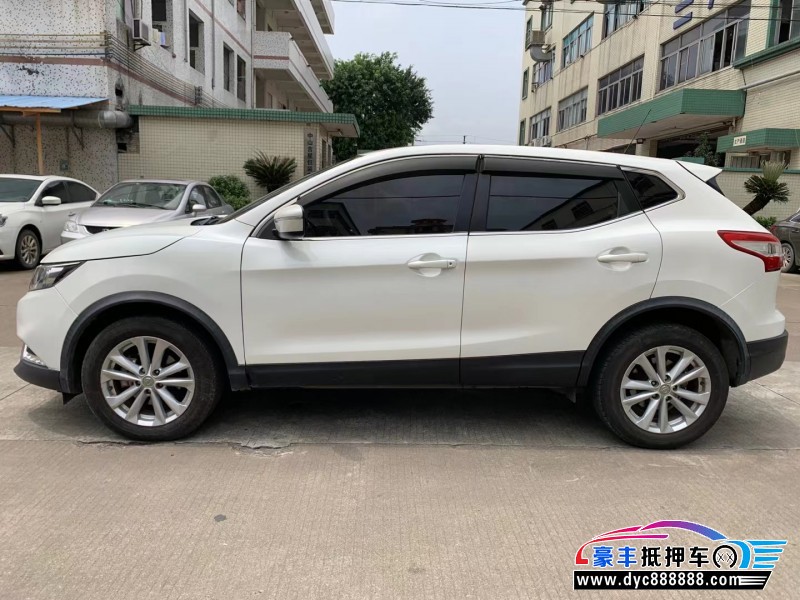 19年日产逍客轿车抵押车出售